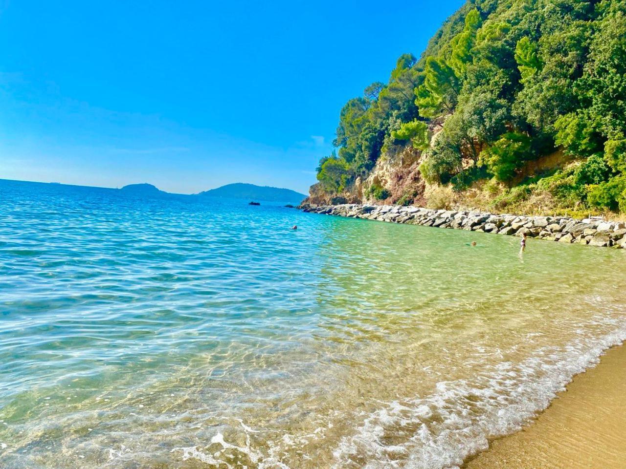 Lunigiana E Mare Lägenhet Aulla Exteriör bild